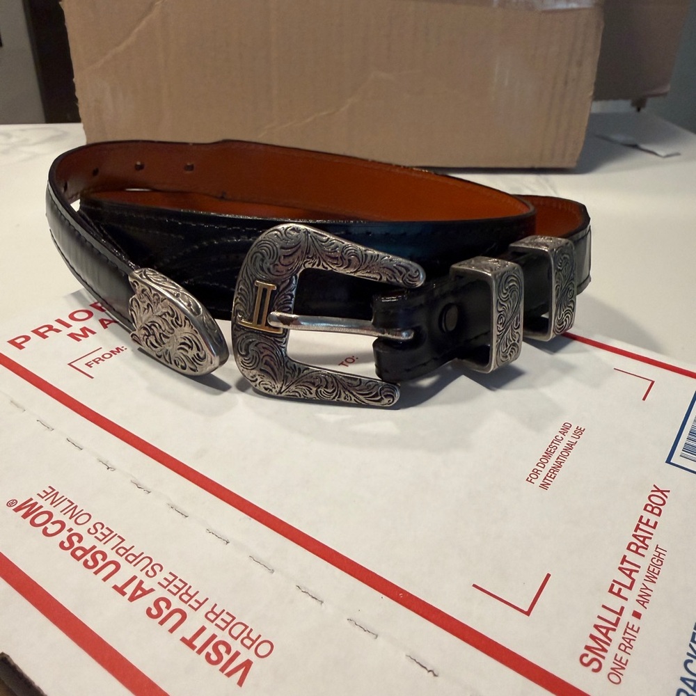 Lucchese Black Tapered Leather Belt